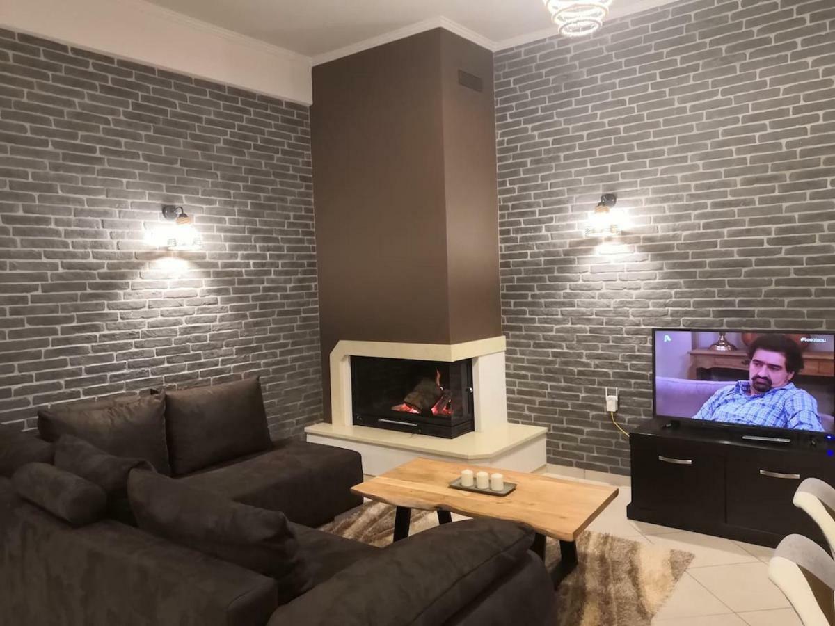 Gekas Deluxe Apartment Kalambáka Kültér fotó