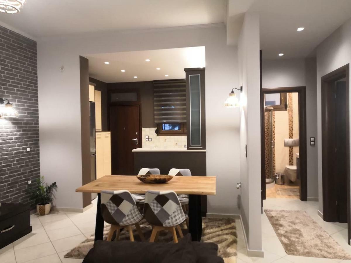 Gekas Deluxe Apartment Kalambáka Kültér fotó