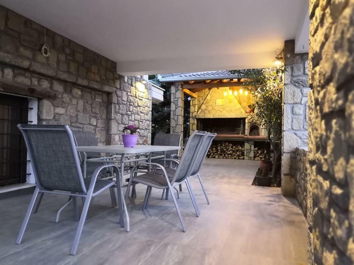Gekas Deluxe Apartment Kalambáka Kültér fotó